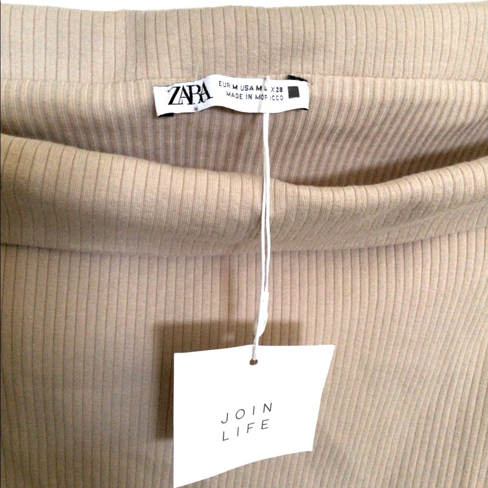 Zara Ribbed Off-The-Shoulder Top - Picture 8 of 8